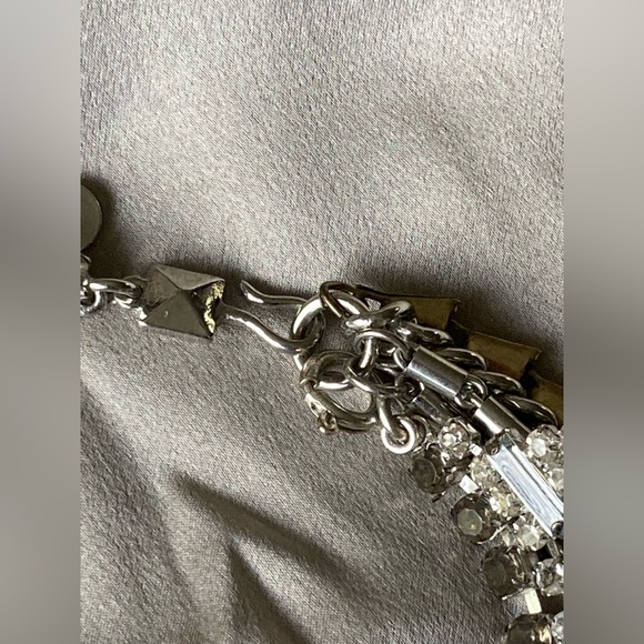 Retired Stella & Dot Sutton Mixed metal Multi way necklace - Picture 8 of 12